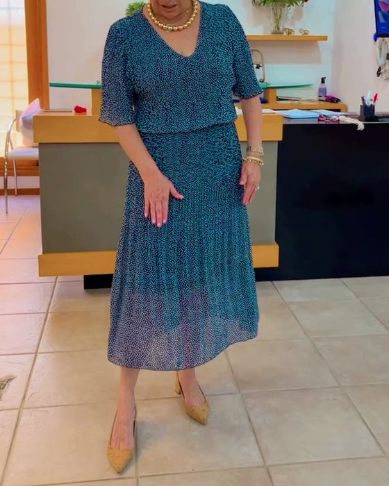 Jupe ample à col en V et manches mi-longues