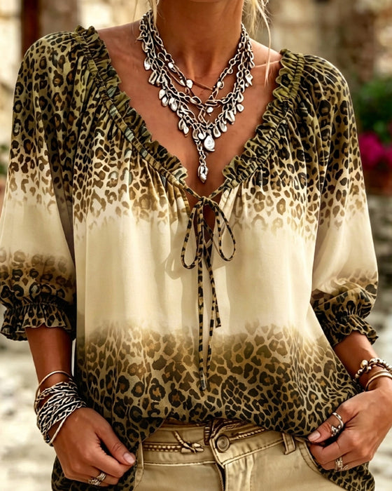 Blouse Col-V Imprimé Léopard Lacets