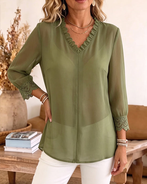 Blouse Col V Volant Dentelle Patchwork