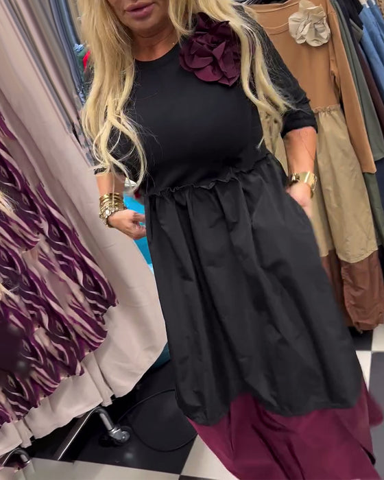 Robe élégante avec fentes contrastées