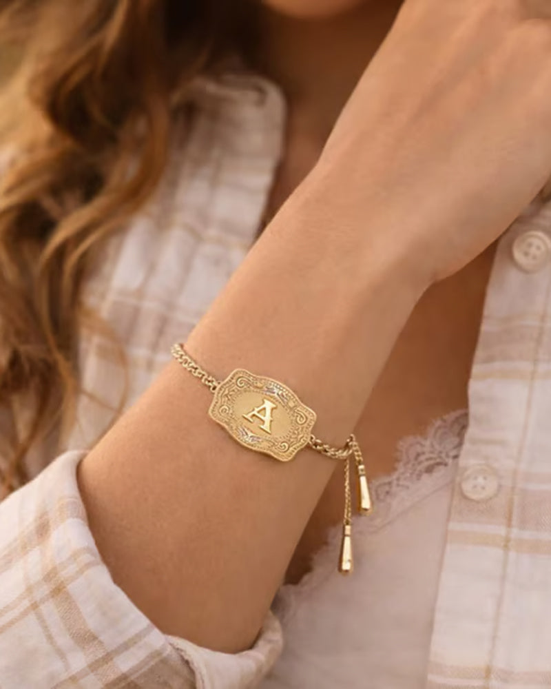 Bracelet Lettre Gaufrée