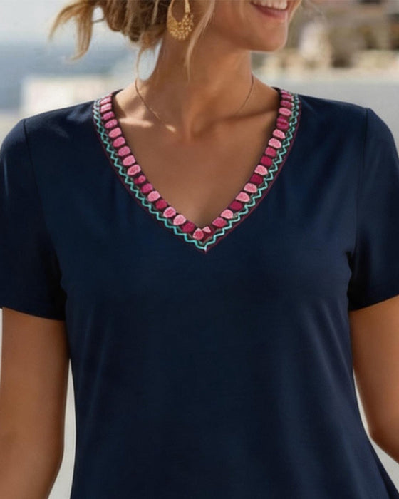 Robe Col V Impression Positionnée A Ligne
