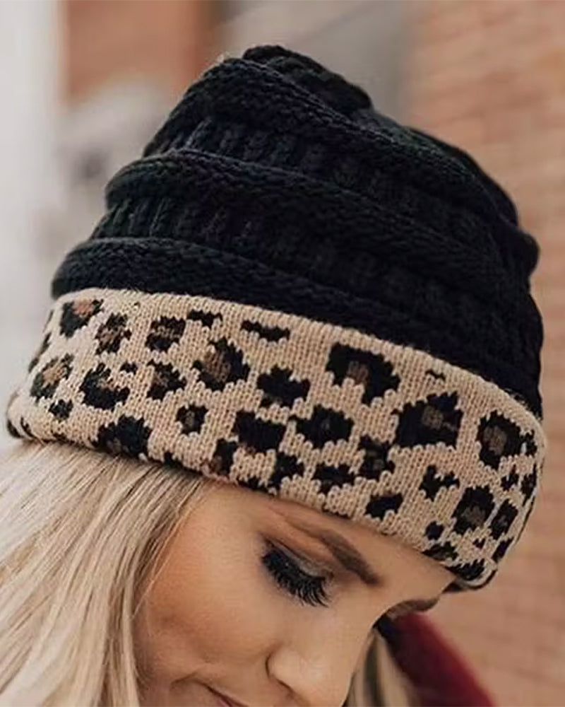 Bonnet d’Hiver pour Femme à Motif Léopard avec Cache-Oreilles Chauds