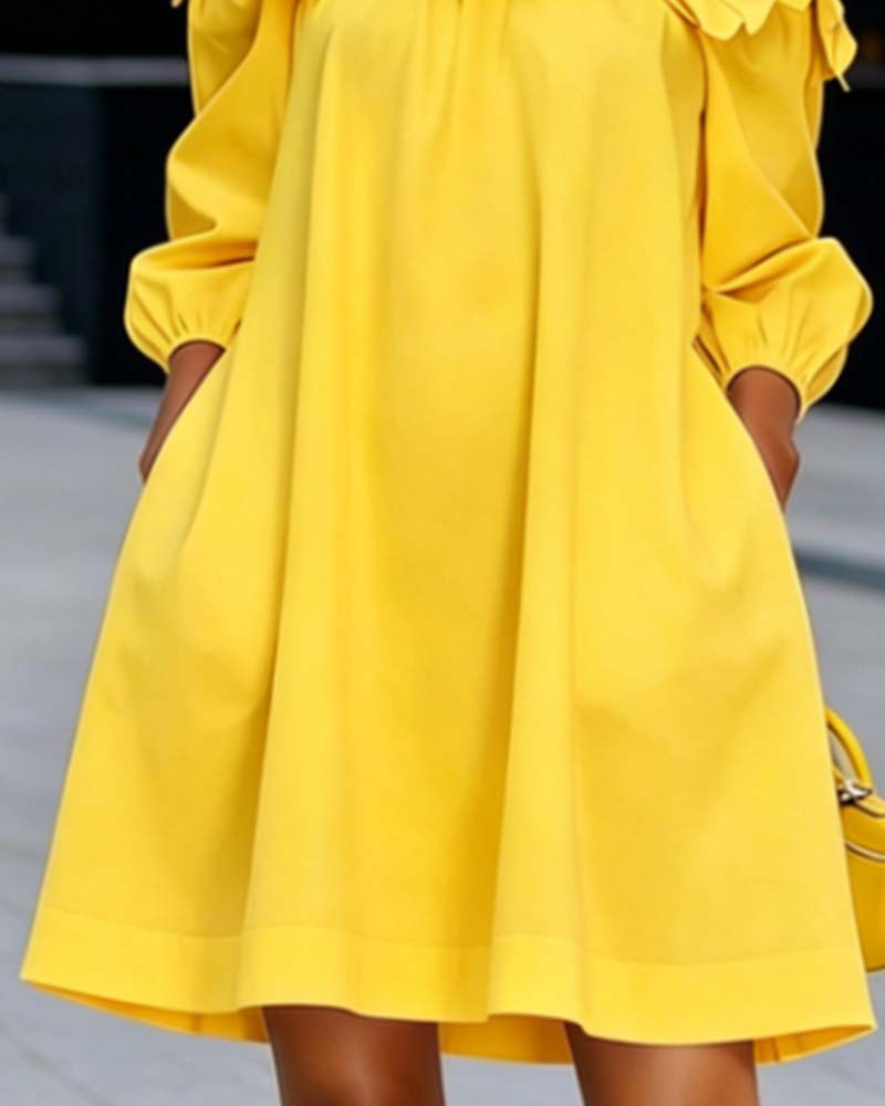 Robe Off-Shoulder Floral Accent