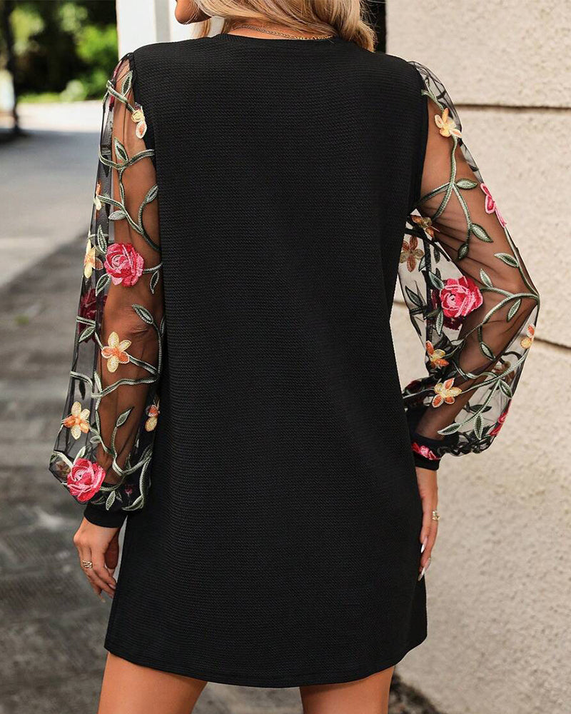 Robe Maille Broderie Patchwork