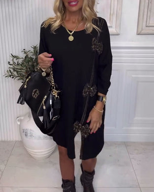 Robe Tendance Unie Avec Design À Nœud Papillon