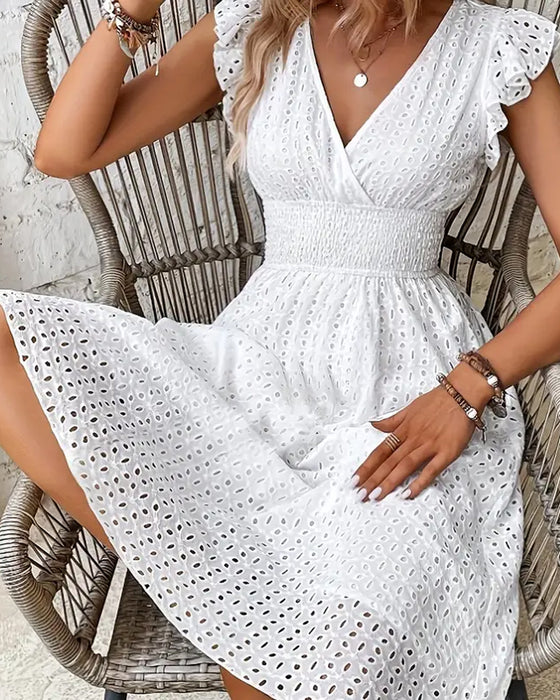 Robe taille V profonde de couleur unie