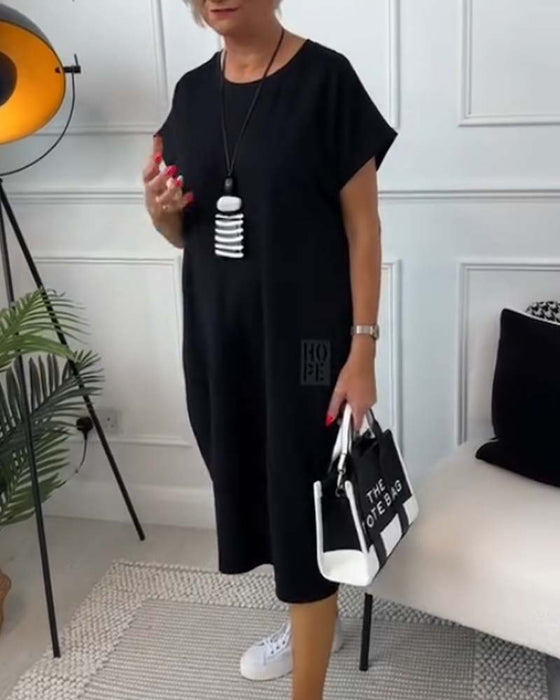 Robe décontractée à manches courtes et imprimé lettre simple