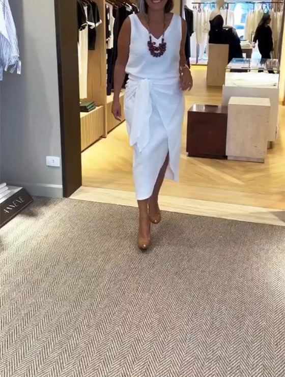 Robe Sans Manches Encolure V Uni