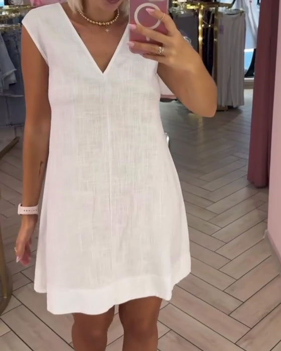 Robe Unie Sans Manches Col V Court