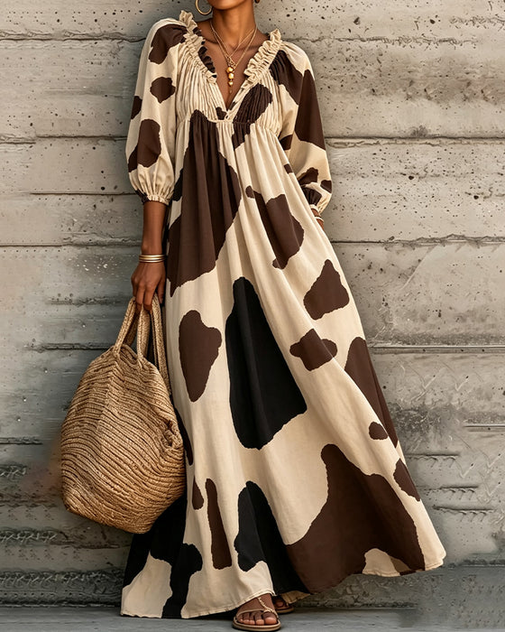 Robe Froncé Col V Volant