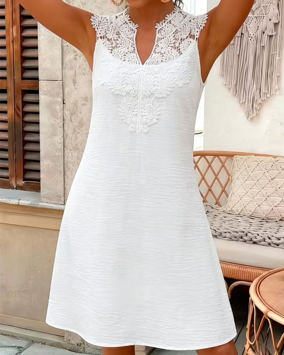 Robe Sans-Manches Dentelle Patchwork Courte