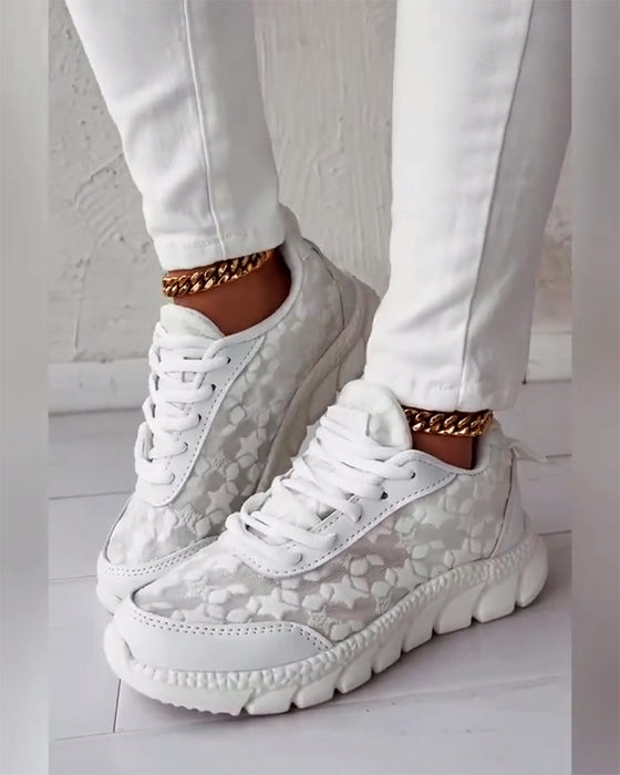 Baskets à lacets simples et respirantes de couleur unie