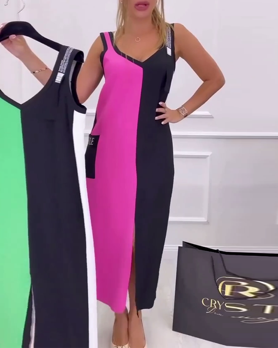 Robe à la mode avec fente de couleur contrastée
