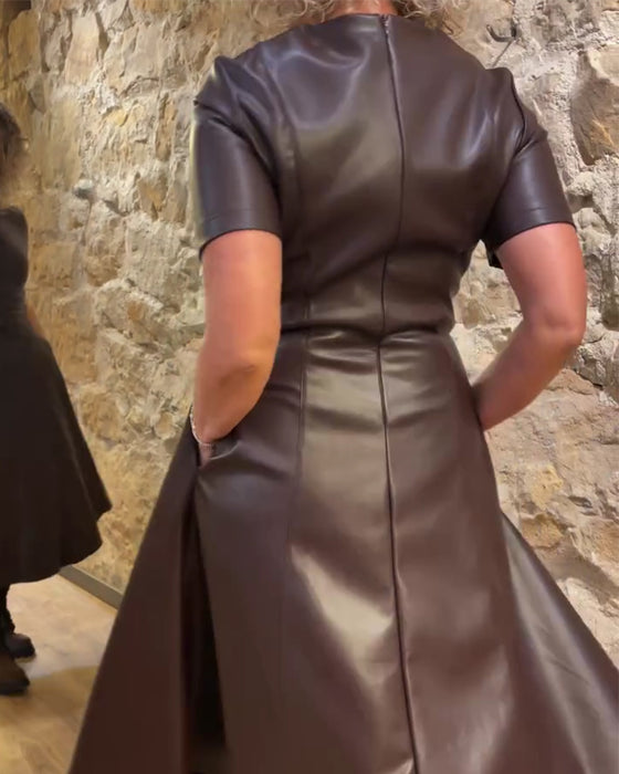Robe Cuir Pu Cintré Manches Courtes