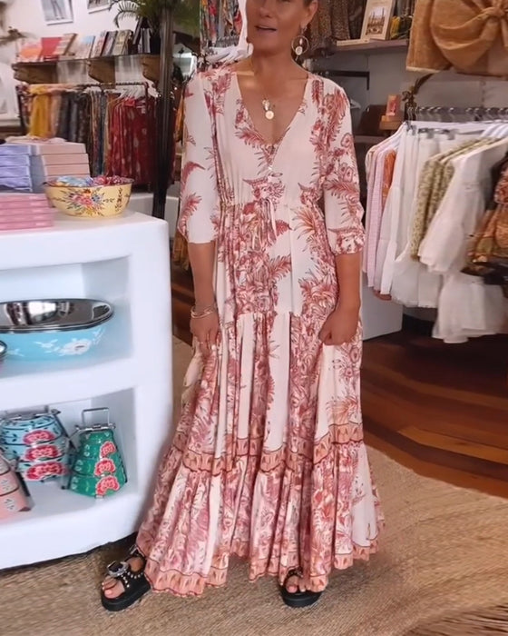 Robe à manches 3/4 et décolleté en V profond