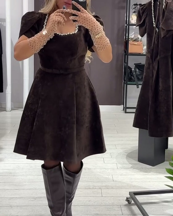 Robe À Manches Ballon Et Encolure Large