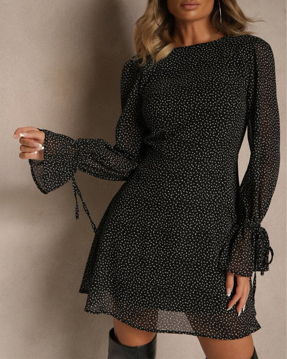 Robe à Pois Élégante et Tendance