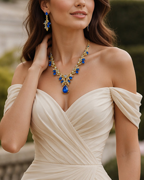 Collier Pendeloque En Larme Scintillant Et Boucles D'oreilles Ensemble