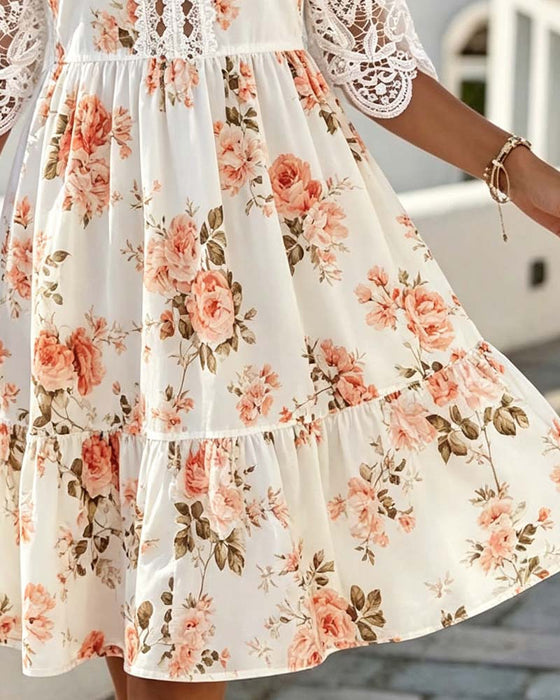 Robe Col V Dentelle Patchwork Florale Épaule Dénudée