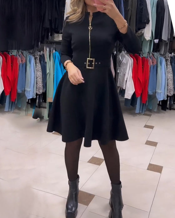 Robe simple de couleur unie à fermeture éclair