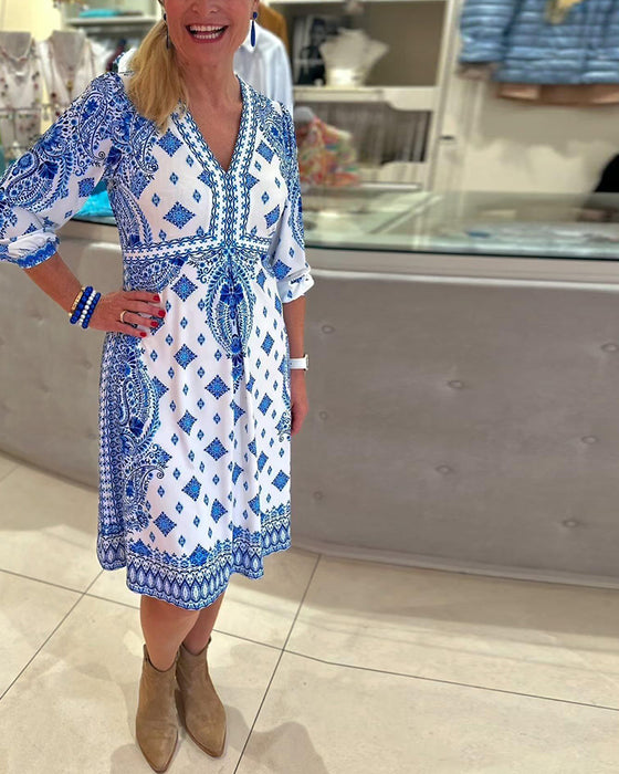 Robe midi élégante à col V