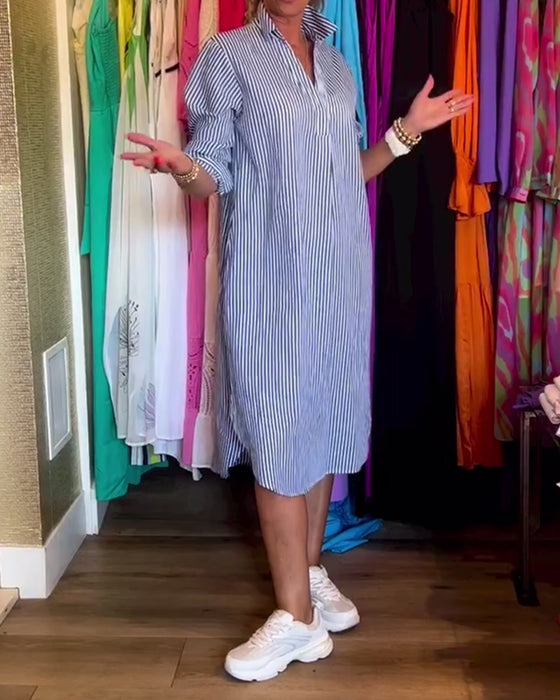 Robe décontractée à rayures et revers imprimés