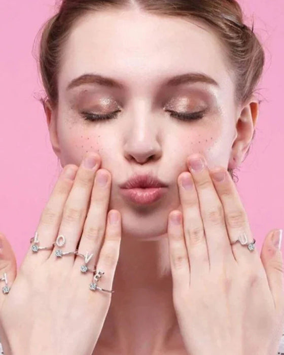 Bague ouverte en zircone avec initiales