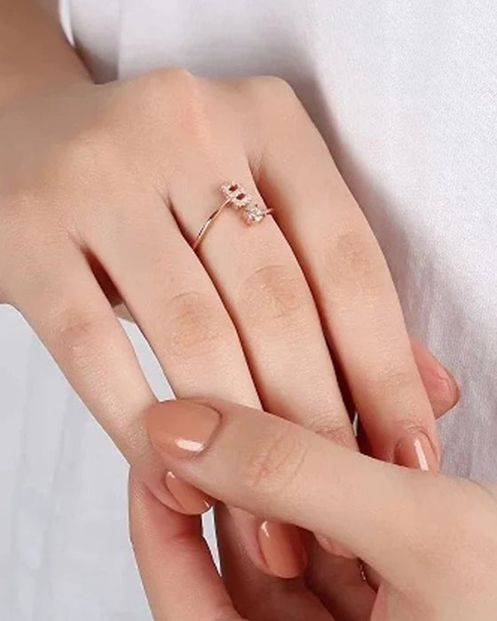 Bague ouverte en zircone avec initiales