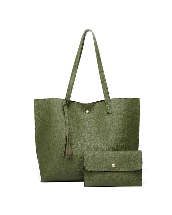 Capacité avec sac à bandoulière à pampilles de couleur unie avec grand