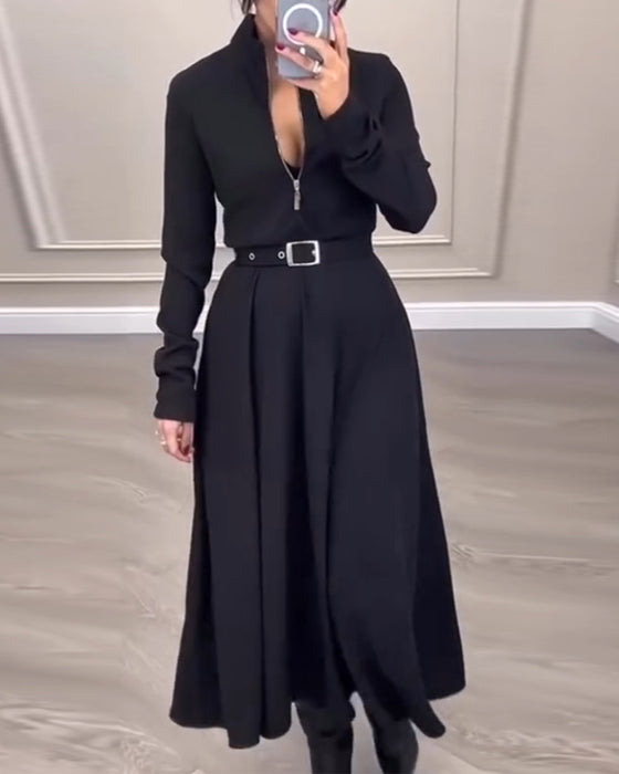 Robe à col montant et fermeture éclair