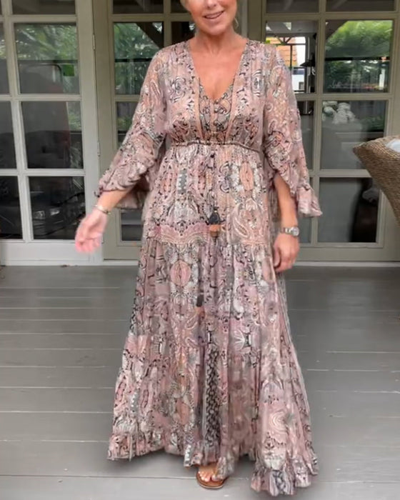 Robe à manches volantées et col V