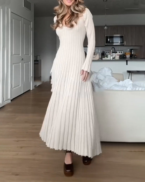 Robe de couleur unie côtelée à col en V