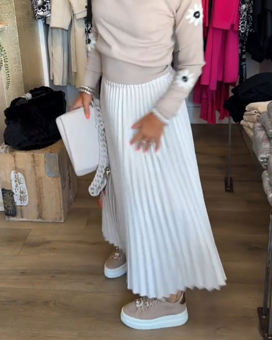 Robe plissée de couleur unie