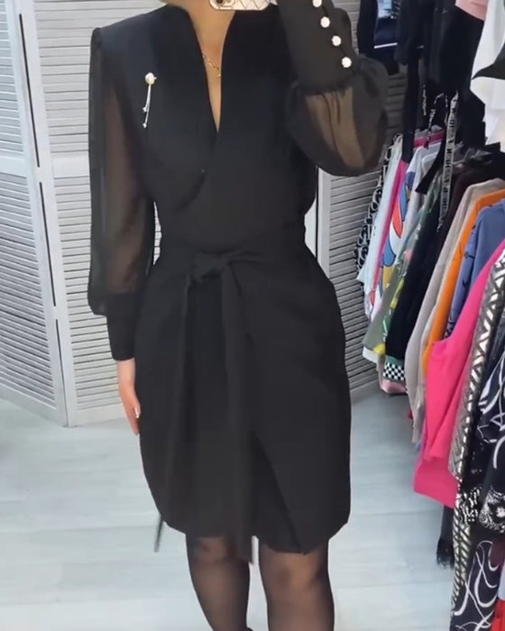 Robe transparente décontractée avec col en V