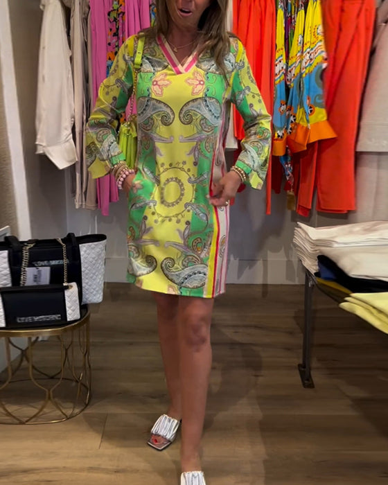 Robes avec blocs de couleurs et imprimés et coupe ample