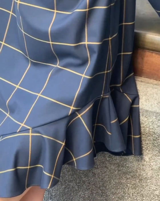 Robe vintage à carreaux avec encolure ronde