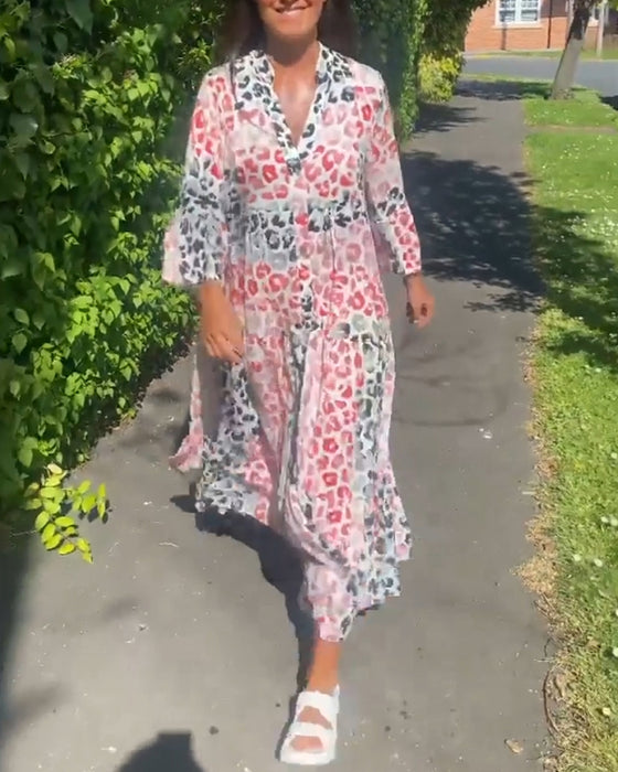 Robe décontractée à volants imprimés et col en V