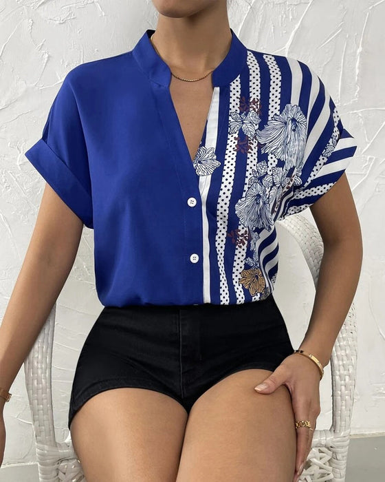 Chemisier à imprimé floral à empiècements avec bouton et manches courtes