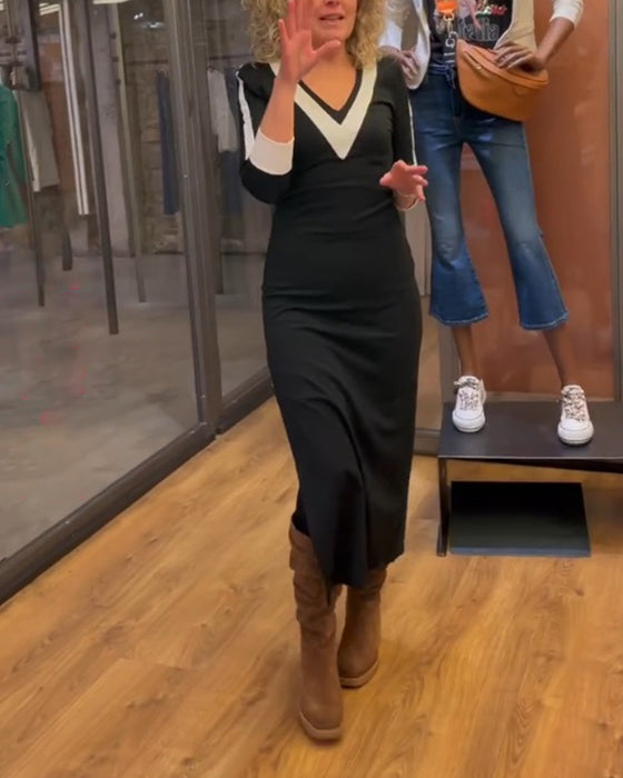 Robe à col V et manches 3/4