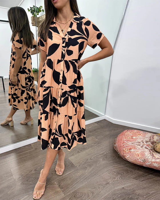 Robe avec poches et revers et imprimé