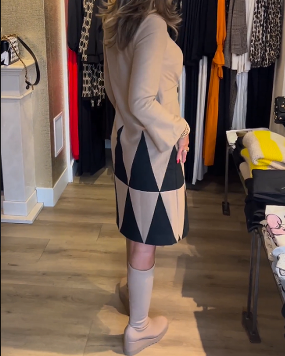 Robe élégante à imprimé géométrique