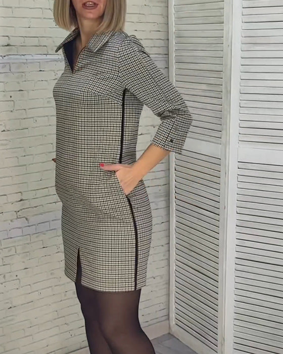 Robe avec col V, manches longues et fente