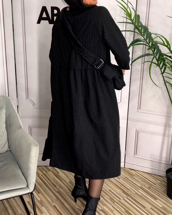 Robe simple col rond dénoyautée