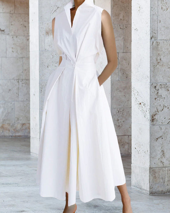 Robe de mode sans manches à col montant