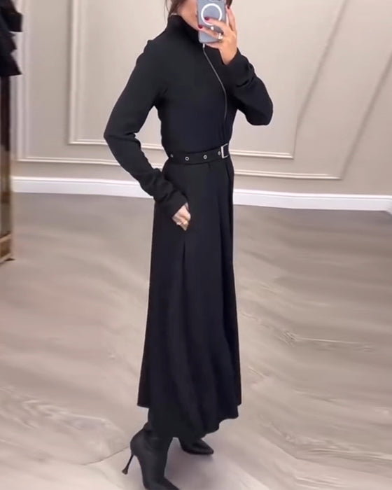 Robe à col montant et fermeture éclair
