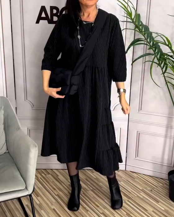 Robe simple col rond dénoyautée