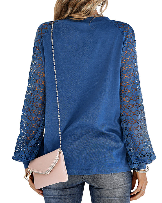 Haut à découpes en dentelle