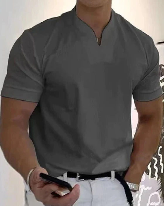 T-shirt sportif à manches courtes et col V