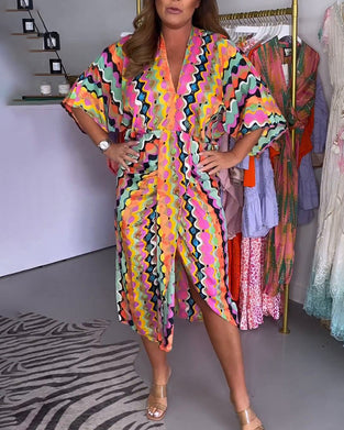 Robe avec col en V et demi-manche